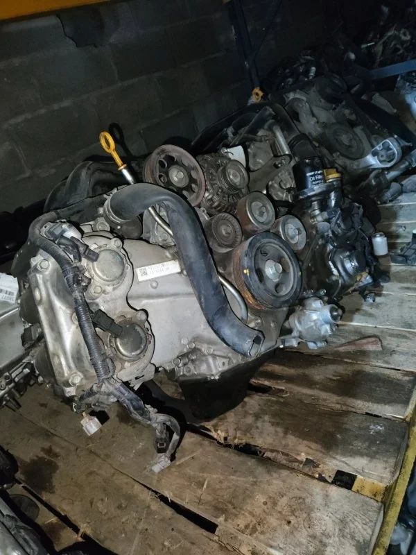 Двигатель Subaru Forester 2010-2015 10100CD630 FB20 4VVTI ЦЕНТР