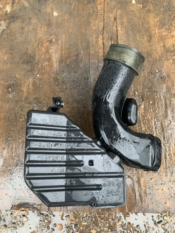 Резонатор воздушного фильтра Honda Accord 8 2008-2012 17230RL6E00