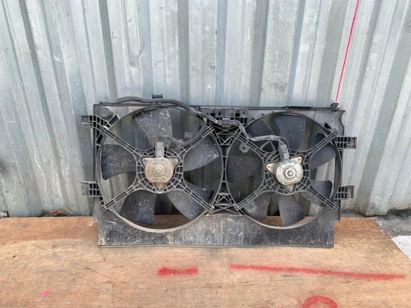 Диффузор вентиляторов в сборе Mitsubishi ASX 2010-2016 1350A297