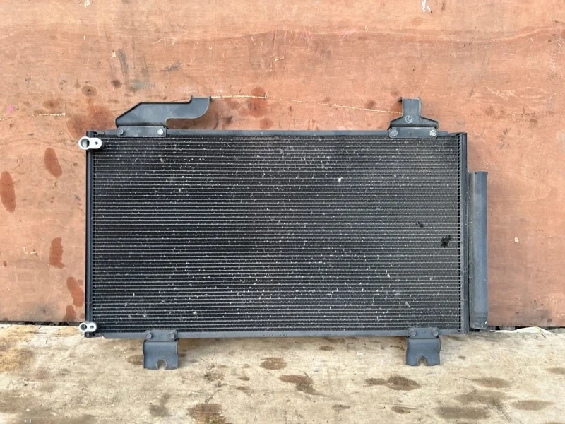 Радиатор кондиционера Honda Accord 8 2008-2012 19010RL6R51