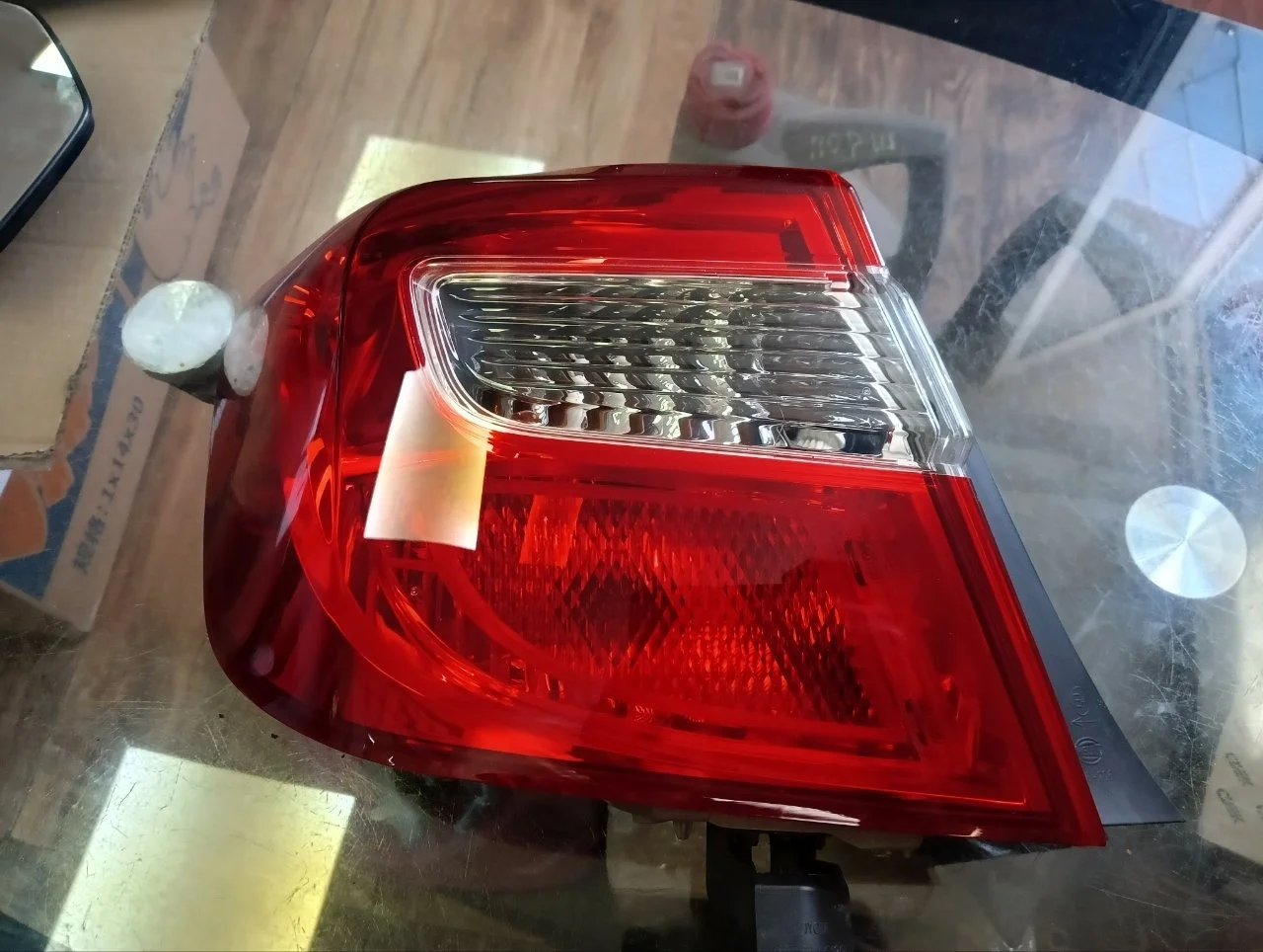 Фонарь Toyota Camry 2011-2014 8156133550 50, левый