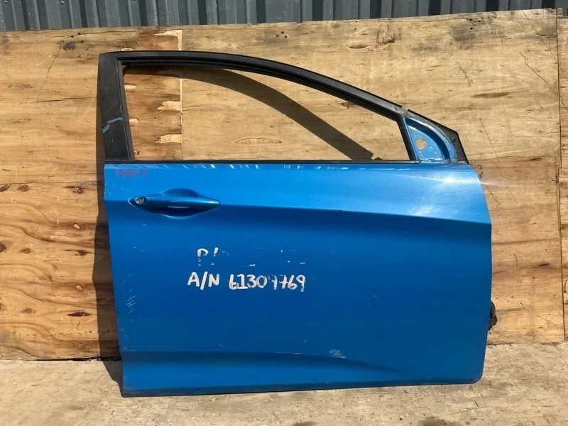 Дверь Hyundai Solaris 2010-2017 760044L000, передняя правая