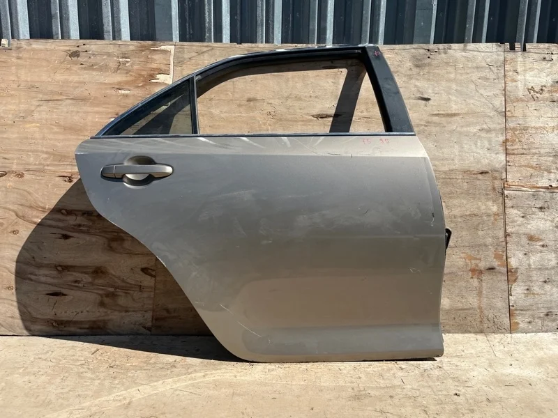Дверь Toyota Camry 2012-2017 6700306270 50 55, задняя правая