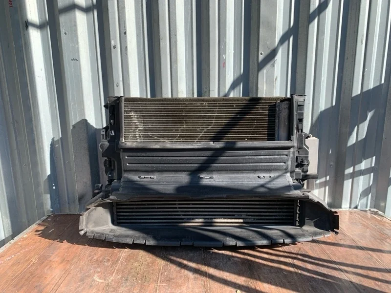 Кассета радиаторов Volvo v40 2012-2016 31319166