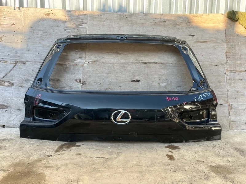 Крышка багажника Lexus LX570 2015-2022 6700560K70
