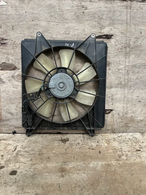 Диффузор вентилятора кондиционера Honda Accord 8 2008-2012 38615R40A01