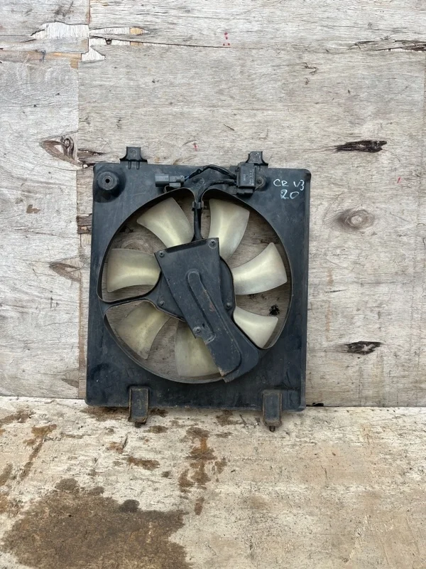 Диффузор вентилятора кондиционера Honda CR-V 3 2007-2012 0650003250