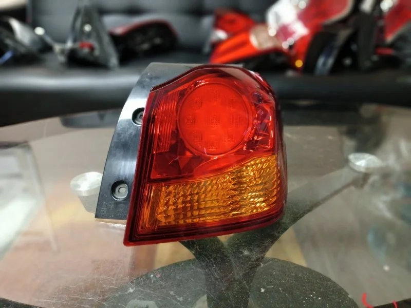 Фонарь Mitsubishi ASX 2010-2020 8330A722, правый