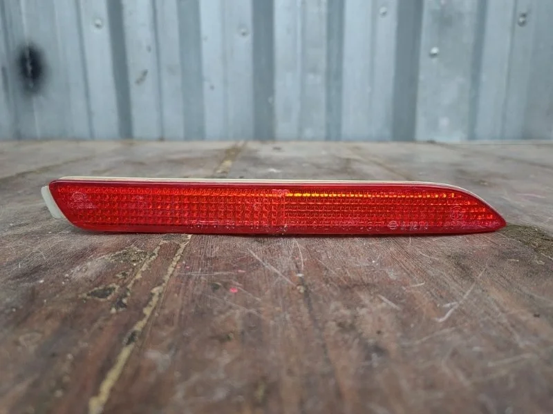 Катафот бампера Toyota Camry 2011-2014 8191048012 50, задний правый