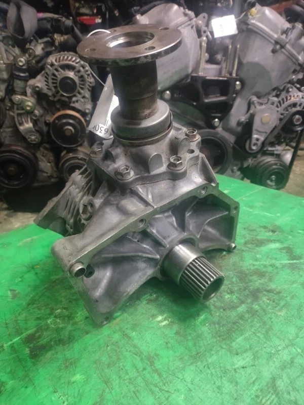 Раздатка Nissan X-Trail 2001-2006 331008H500 QR25DE