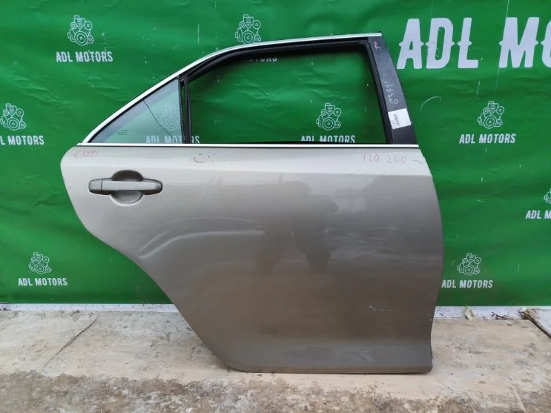 Дверь Toyota Camry 2012-2017 6700306270 50 55, задняя правая