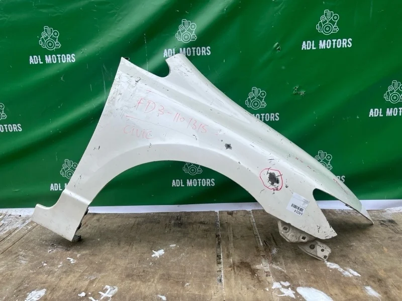 Крыло Honda Civic 8 2006-2011 60211SNBJ00ZZ 4D, переднее правое