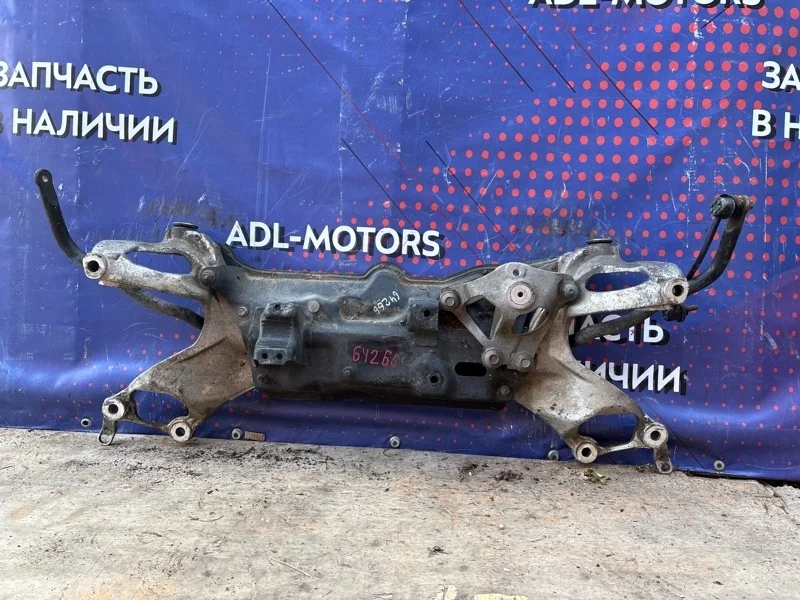 Подрамник Honda Civic 8 2006-2011 50200SMGG05 5D, передний
