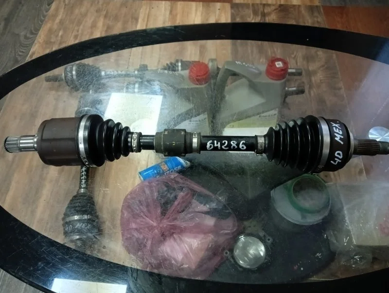 Привод Honda Civic 8 2006-2011 44306SNAN00 R18A1, передний левый