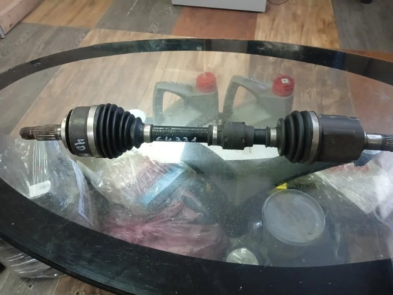 Привод Honda Civic 8 2006-2011 44306SNAN00 R18A1, передний левый