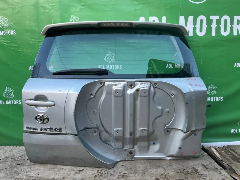 Крышка багажника Toyota RAV4 2006-2012 6700542372 30, задняя