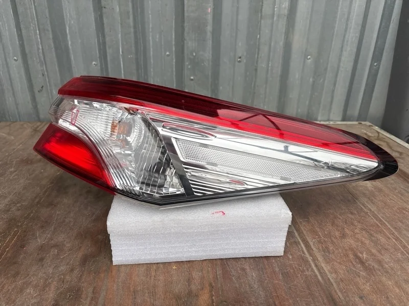 Фонарь Toyota Camry 2018-2021 8155133660 70, правый