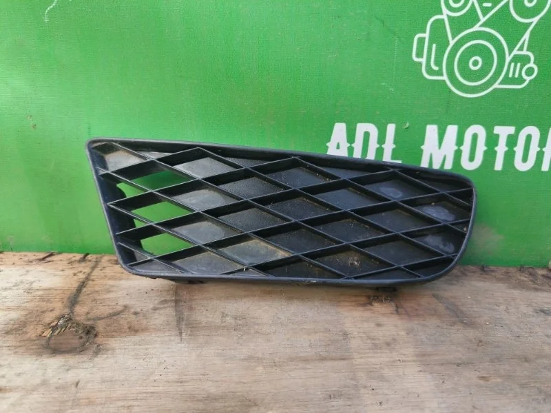 Заглушка птф Honda Civic 8 2009-2011 71108SNB900 4D, левая