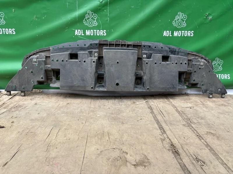 Пыльник бампера Lexus NX 2017-2021 5261878010