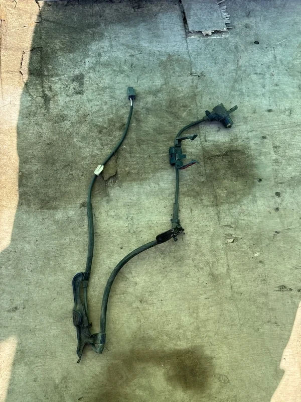 Датчик abs Toyota Camry 2006-2009 8954233090 40, передний правый