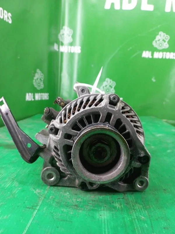 Генератор Honda Civic 8 2006-2012 AHGA67 4D R18A1