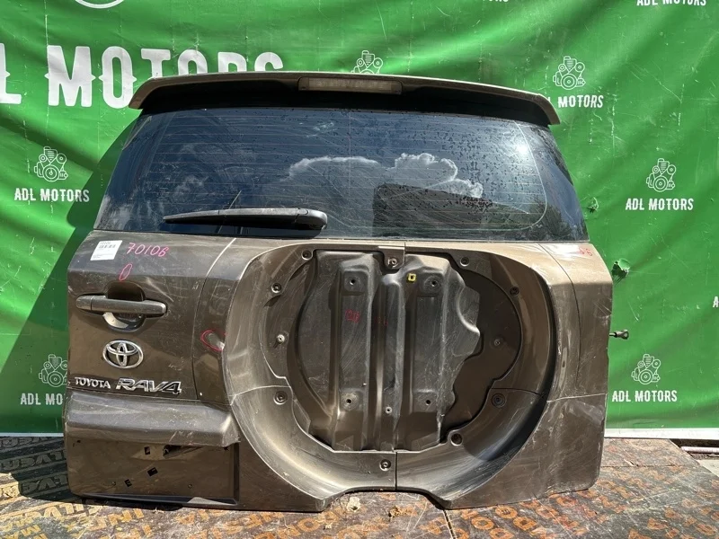 Крышка багажника Toyota RAV4 2006-2012 6700542372 30
