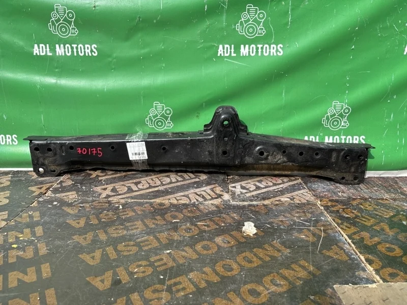 Балка подвески Toyota RAV4 2013-2018 5710442061 40, передняя