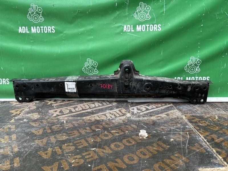 Балка подвески Toyota RAV4 2006-2012 5710442061 30, передняя