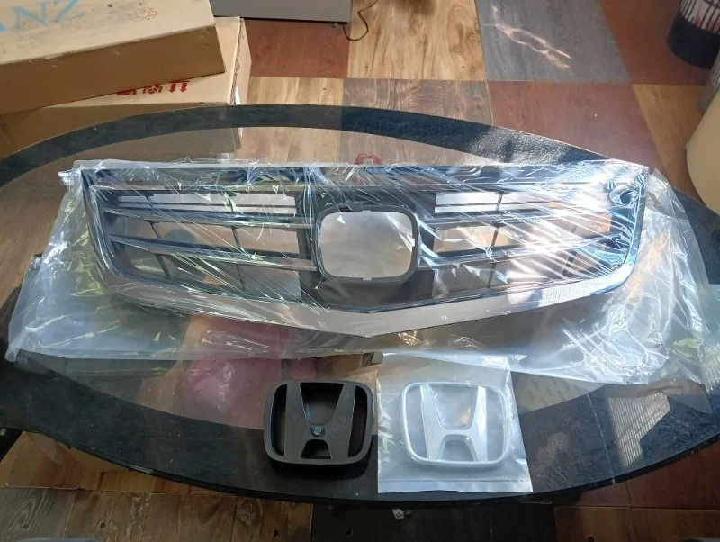 Решетка радиатора Honda Accord 8 2010-2012 71121TL0G51