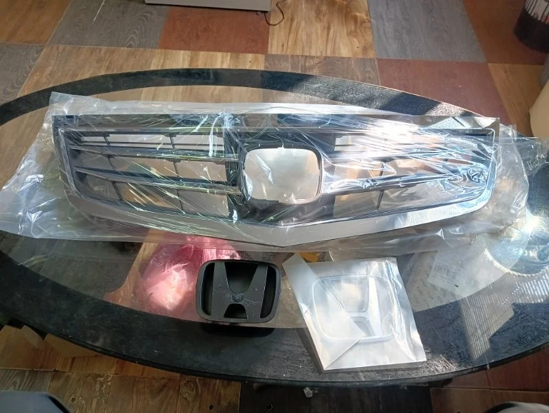 Решетка радиатора Honda Accord 8 2010-2012 71121TL0G51