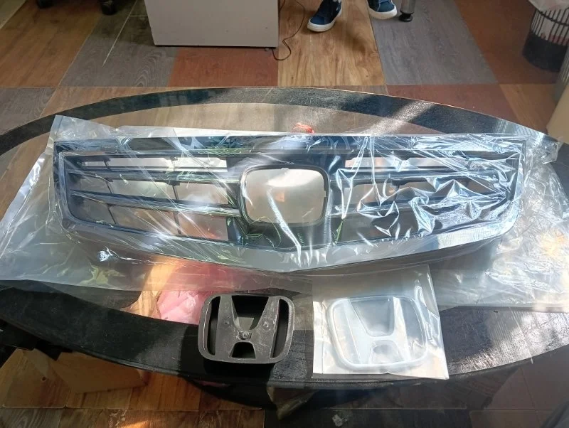 Решетка радиатора Honda Accord 8 2010-2012 71121TL0G51