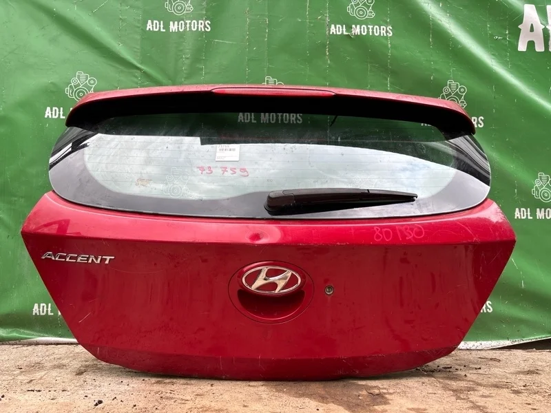 Крышка багажника Hyundai Solaris 2010-2017 692004L000