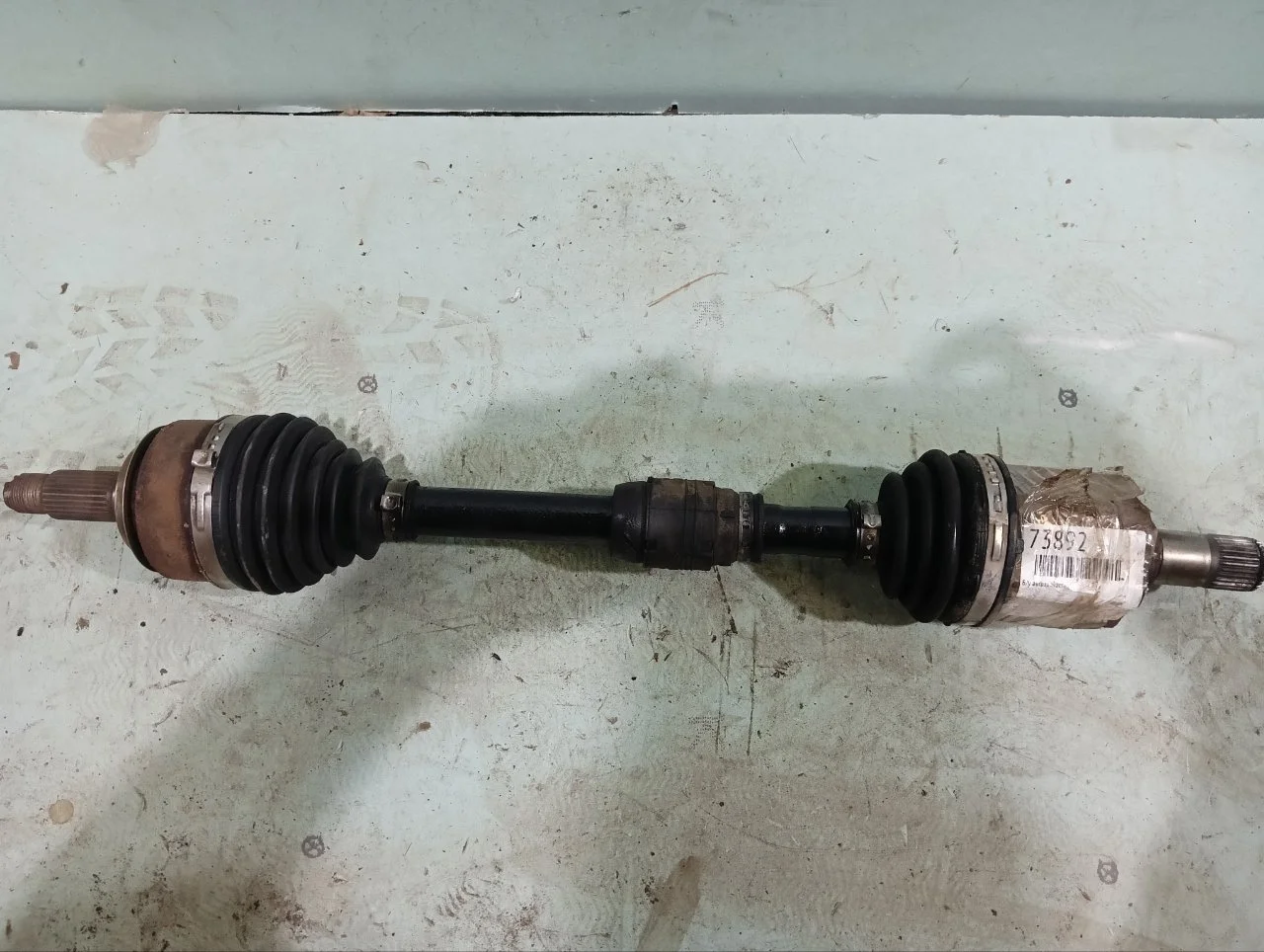 Привод Honda Civic 8 2006-2011 44306SNAN00 R18A1, передний левый