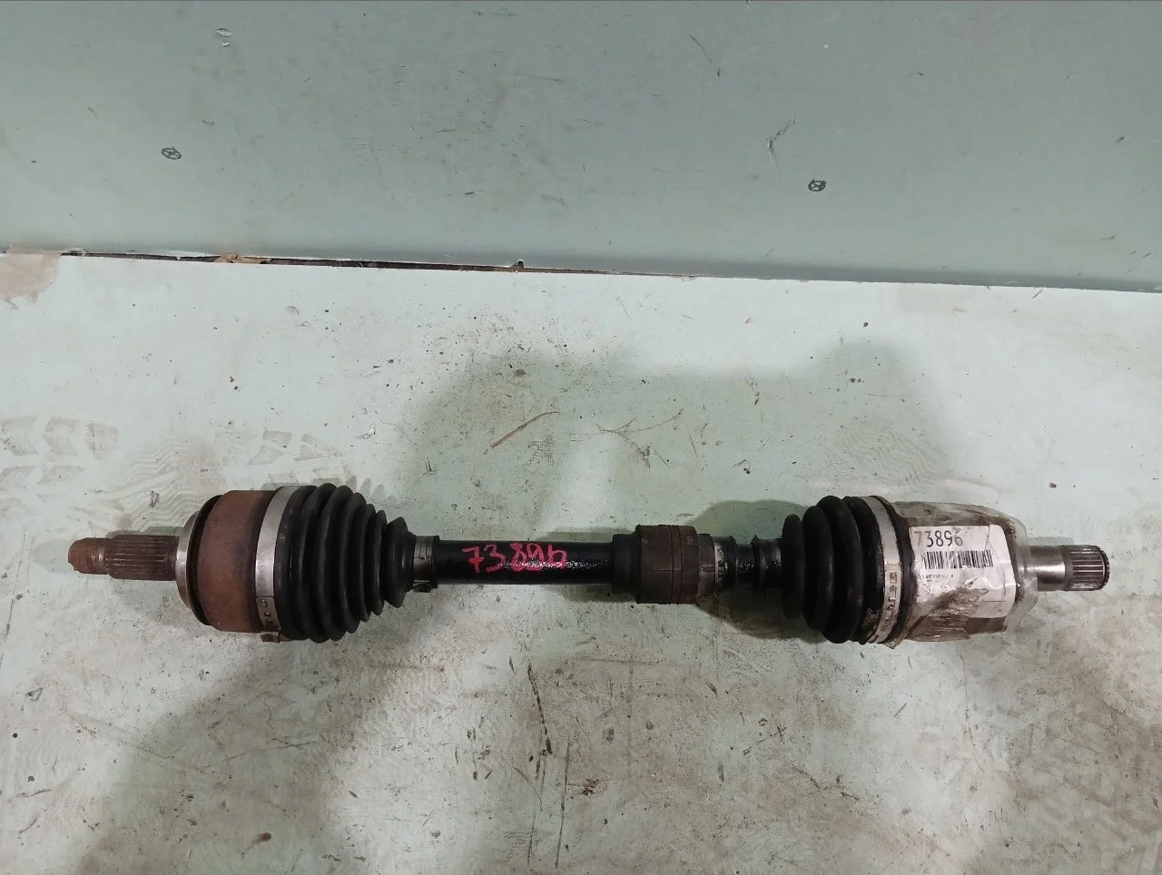 Привод Honda Civic 8 2006-2011 44306SNAN00 R18A1, передний левый