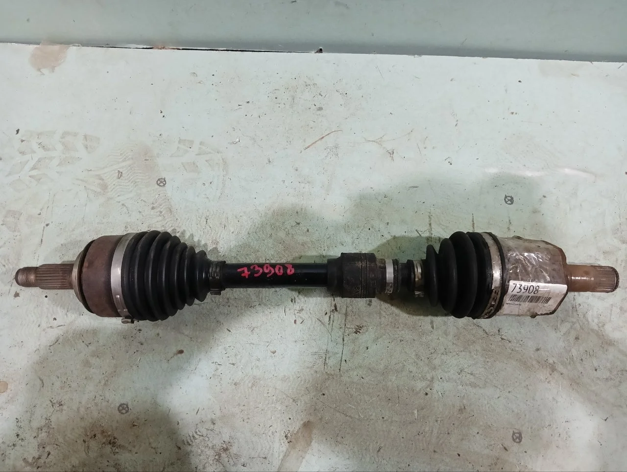 Привод Honda Civic 8 2006-2011 44306SNAN00 R18A1, передний левый