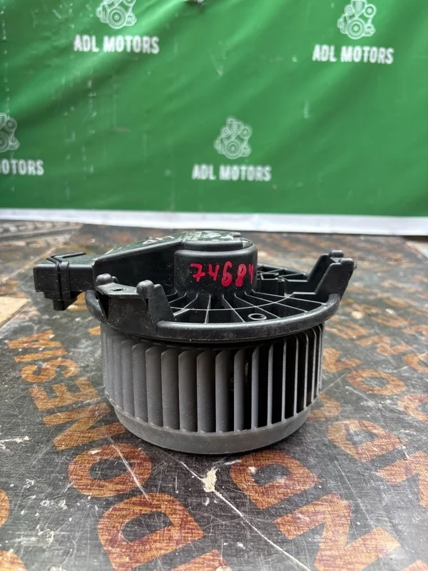 Мотор печки Honda Civic 8 2006-2011 79310SNAA01 4D