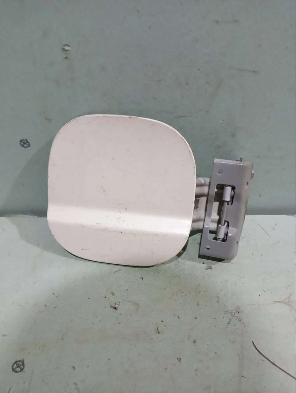 Лючок бензобака Honda CR-V 3 2007-2012 63910SWAA00ZZ