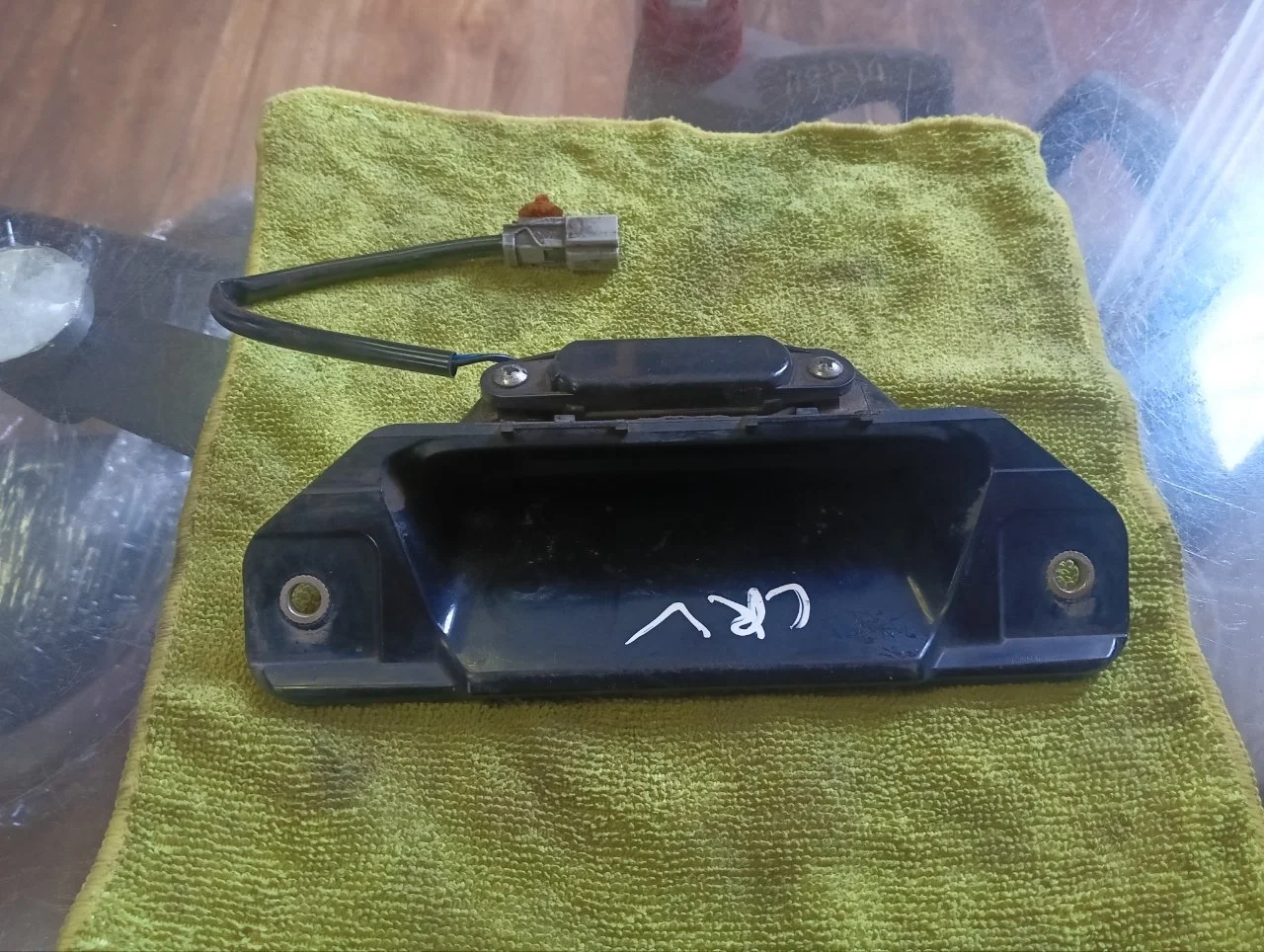 Кнопка открытия багажника Honda CR-V 3 2007-2012 74810SWAA01