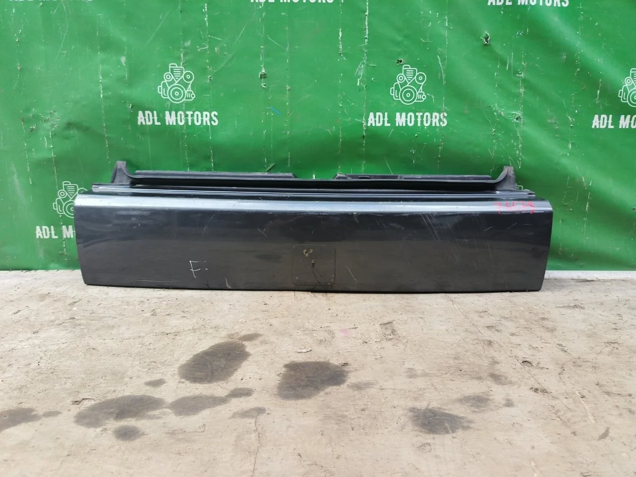 Борт Mitsubishi Outlander XL 2009-2012 5817A011BB, задний