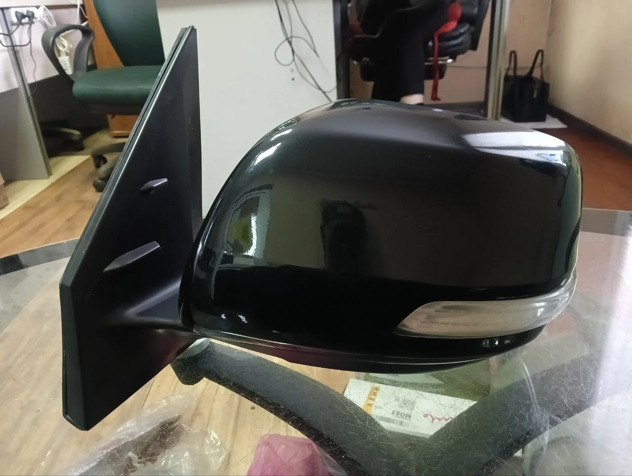 Зеркало боковое Toyota Land Cruiser 2015-2020 8794060R63 200, переднее левое