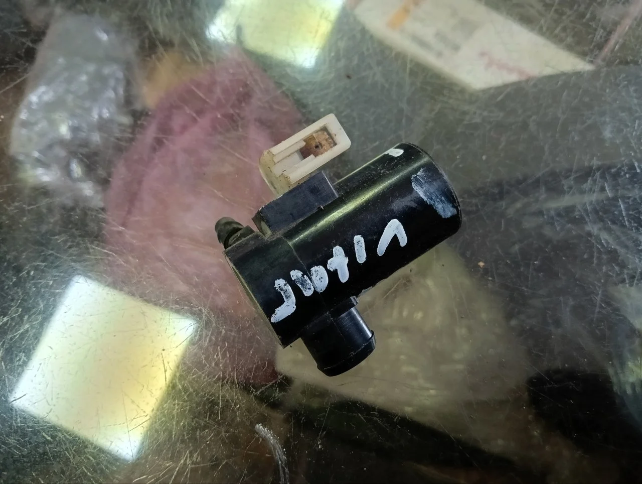 Мотор омывателя стекла Suzuki Grand Vitara 2006-2015 3841065J10