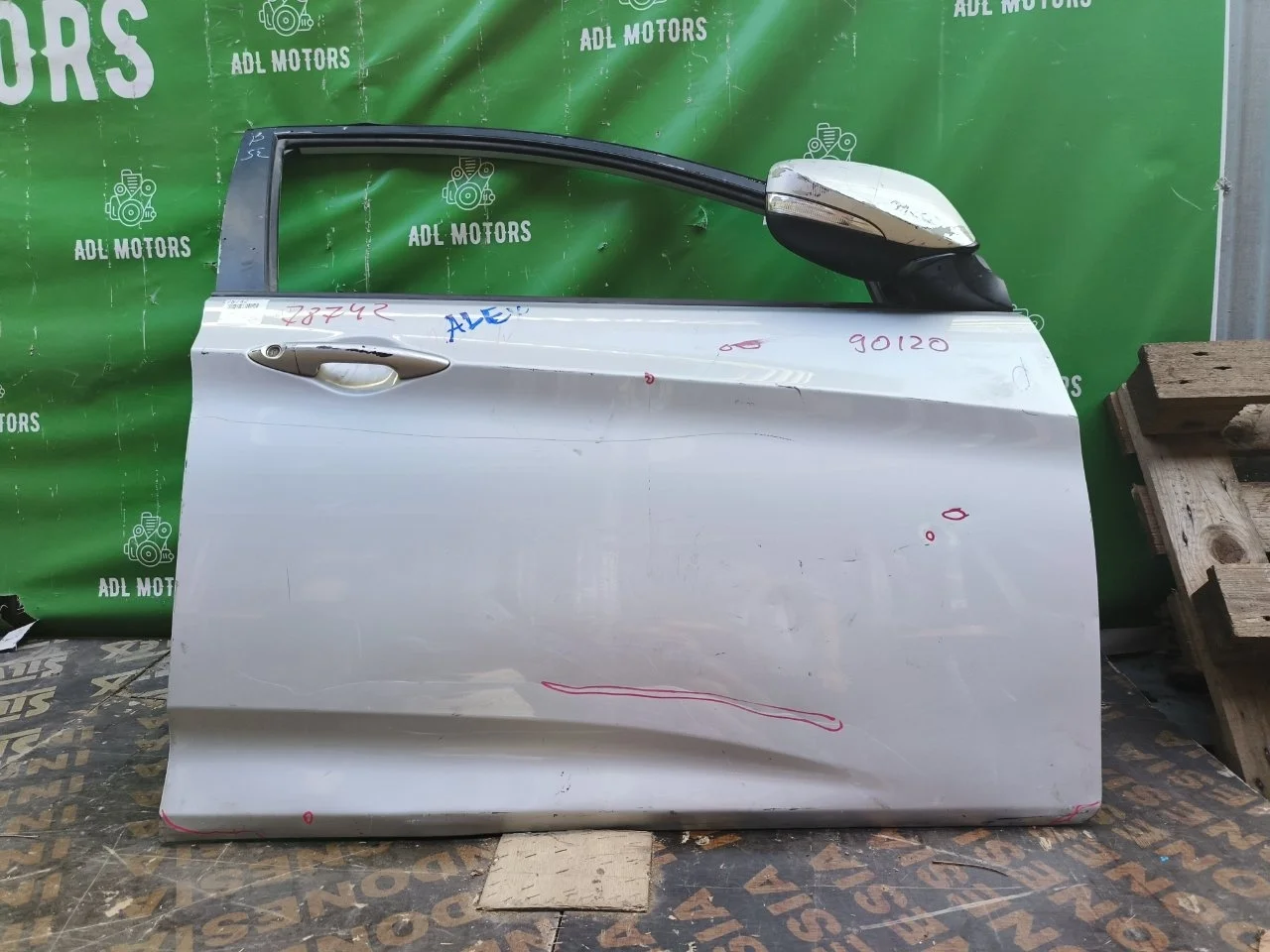 Дверь Hyundai Solaris 2010-2017 760044L000, передняя правая