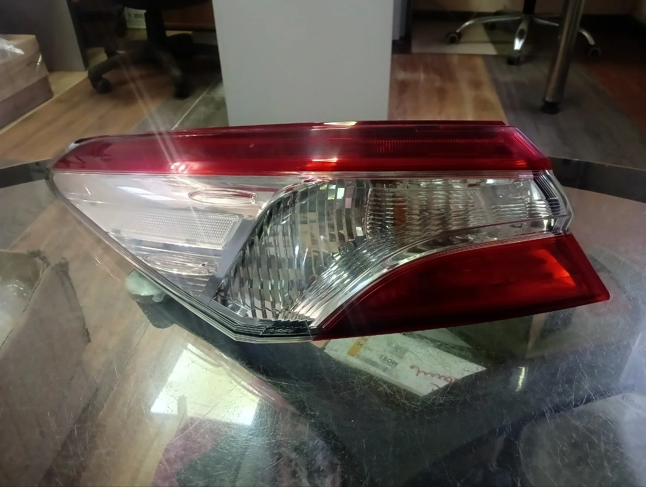 Фонарь Toyota Camry 2018-2021 8156133660 70, левый