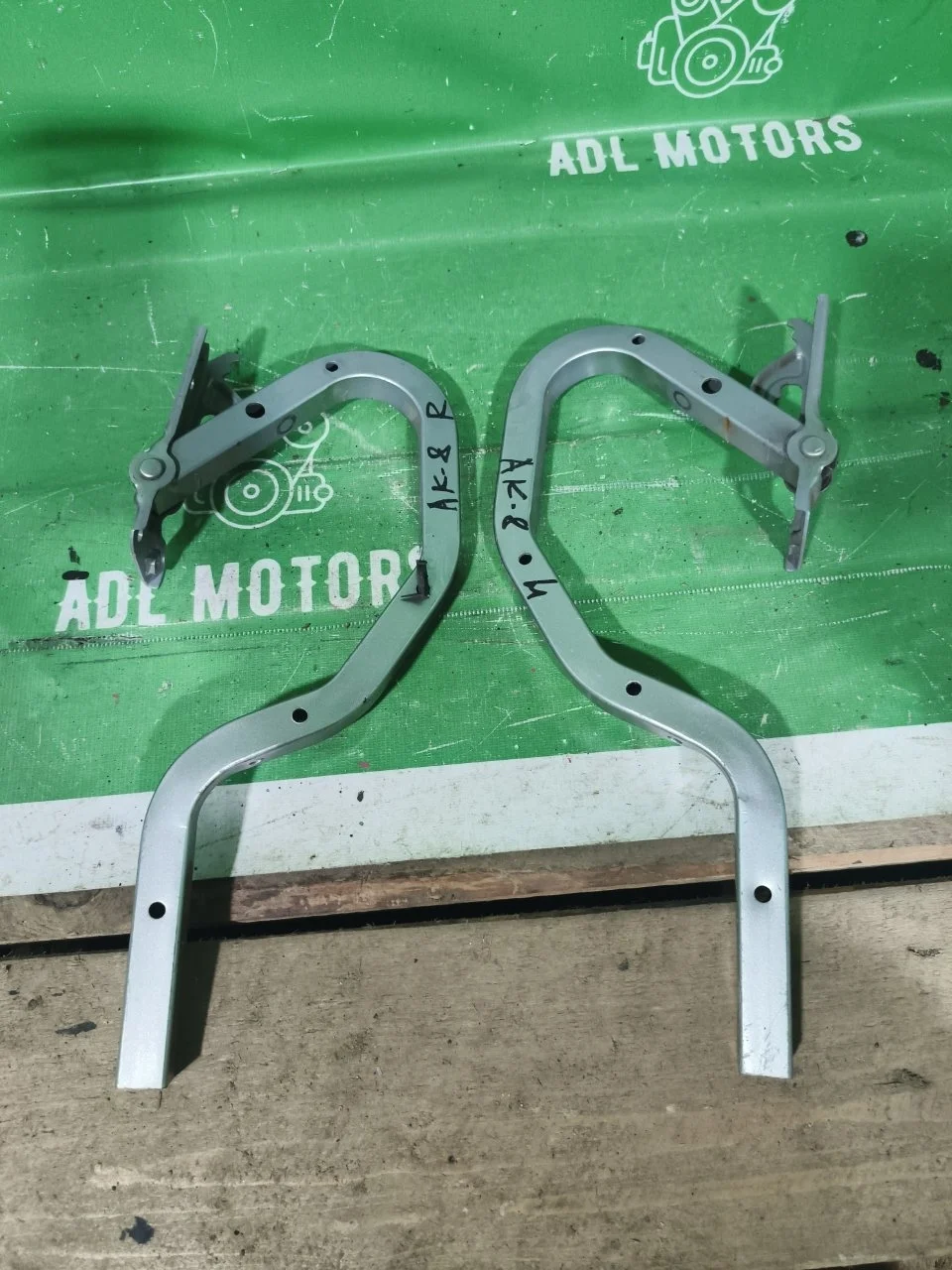 Петля крышки багажника Honda Accord 8 2008-2012 68610TL0G00ZZ