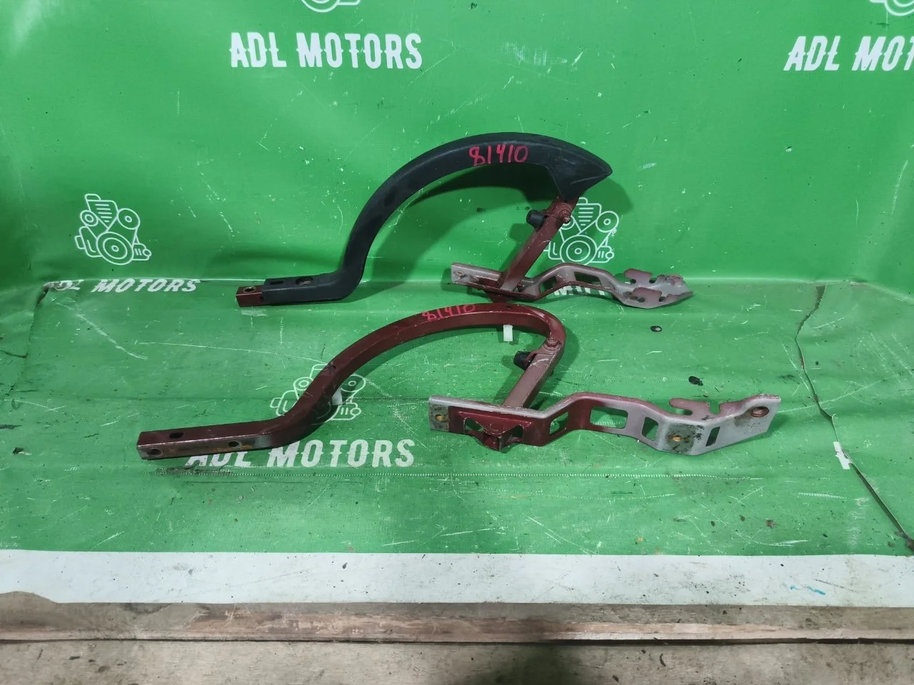 Петля крышки багажника Lexus GS 2005-2011 6452030310 300 350 450