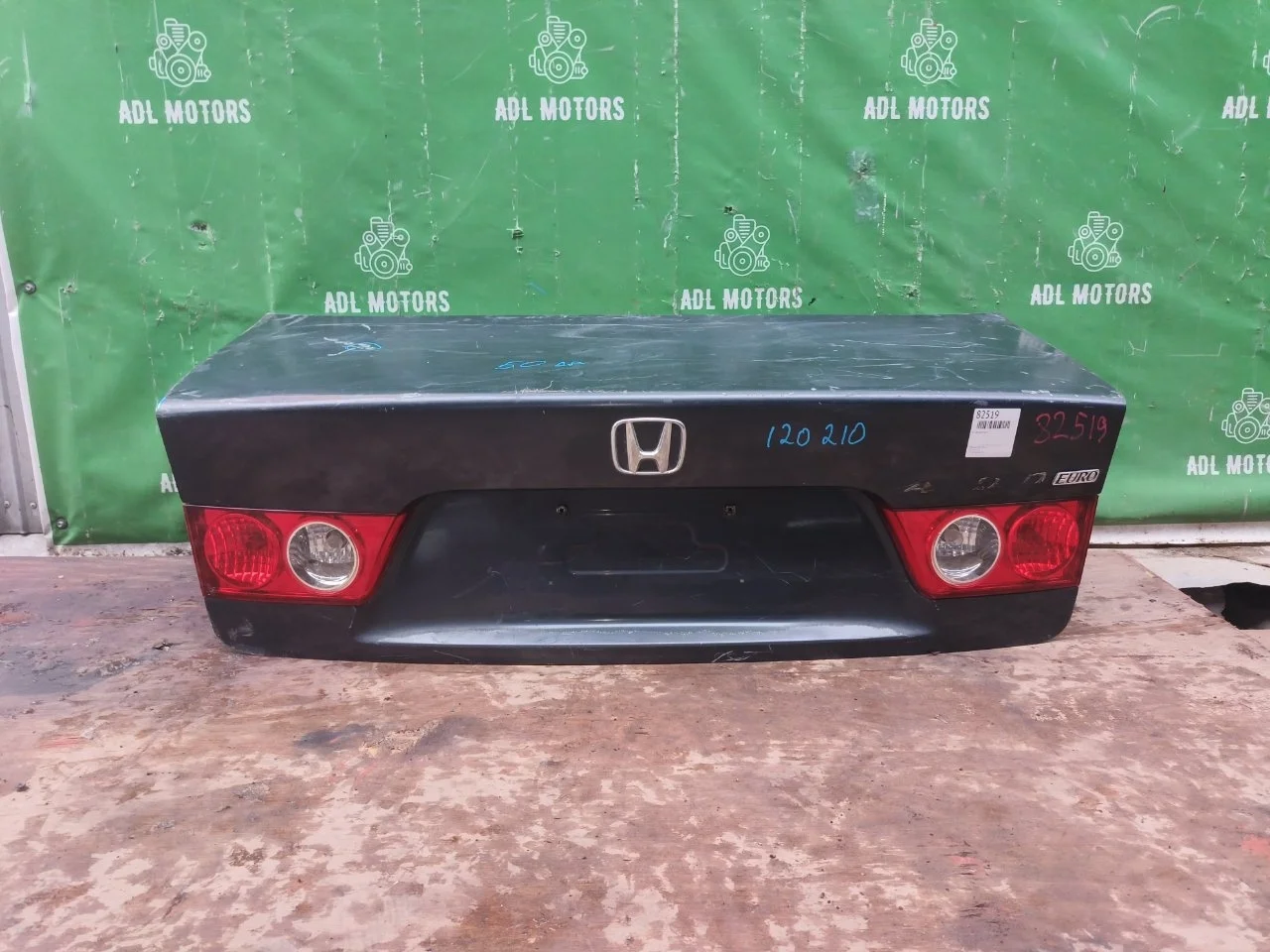 Крышка багажника Honda Accord 7 2003-2007 68500SEA000ZZ CL