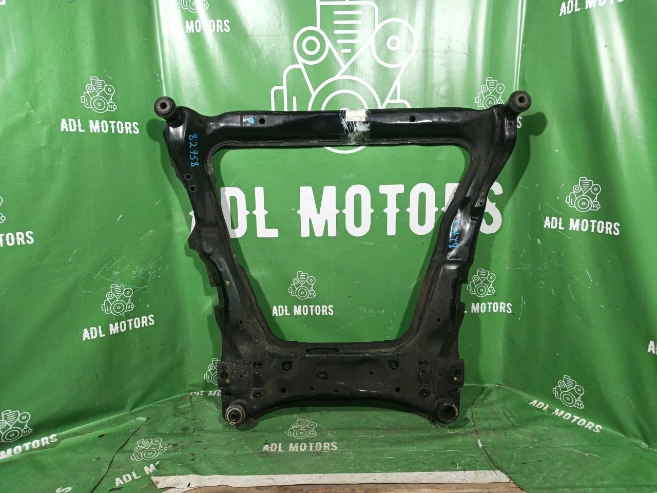 Подрамник Nissan X-Trail 2007-2015 54400JG700 T31