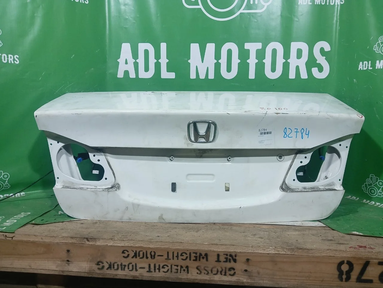 Крышка багажника Honda Civic 8 2006-2008 68500SNBG10ZZ FD1 4D