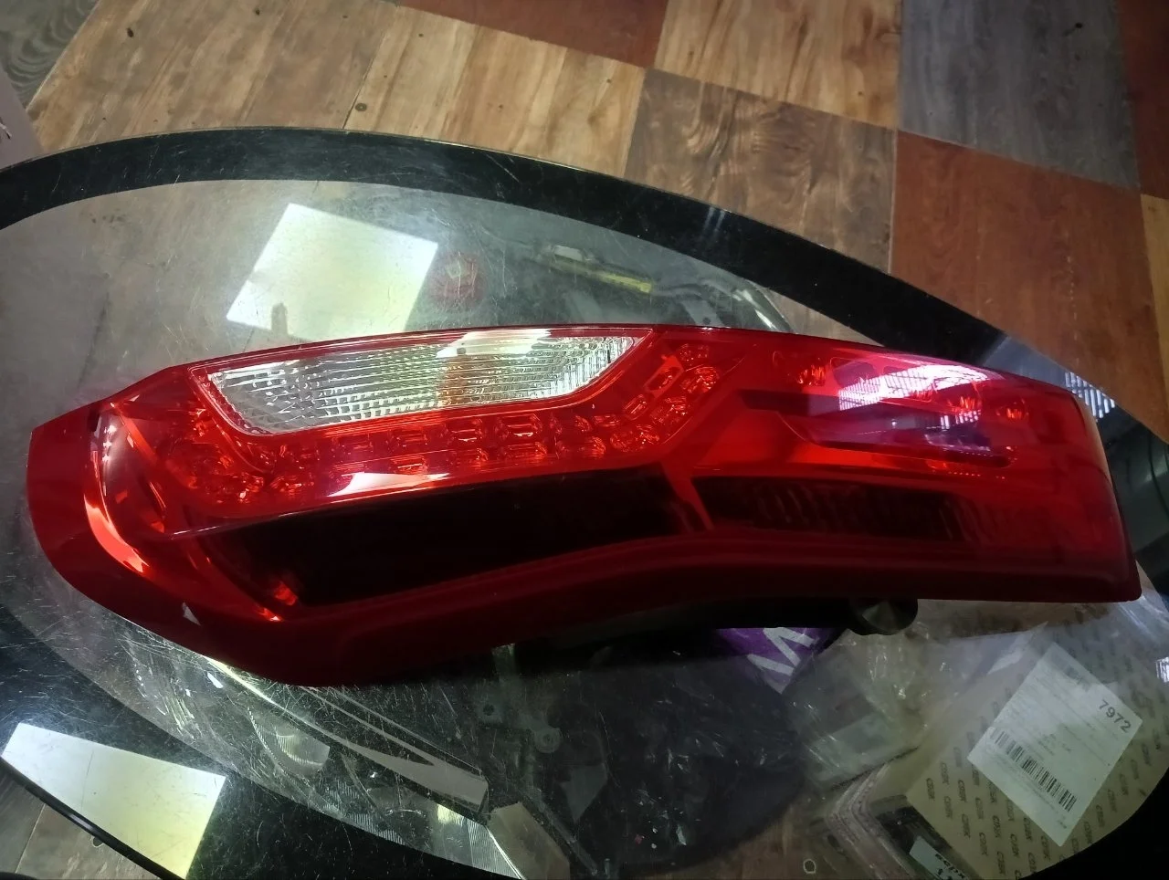 Фонарь Nissan X-Trail 2010-2015 265503UB0A T31, задний правый