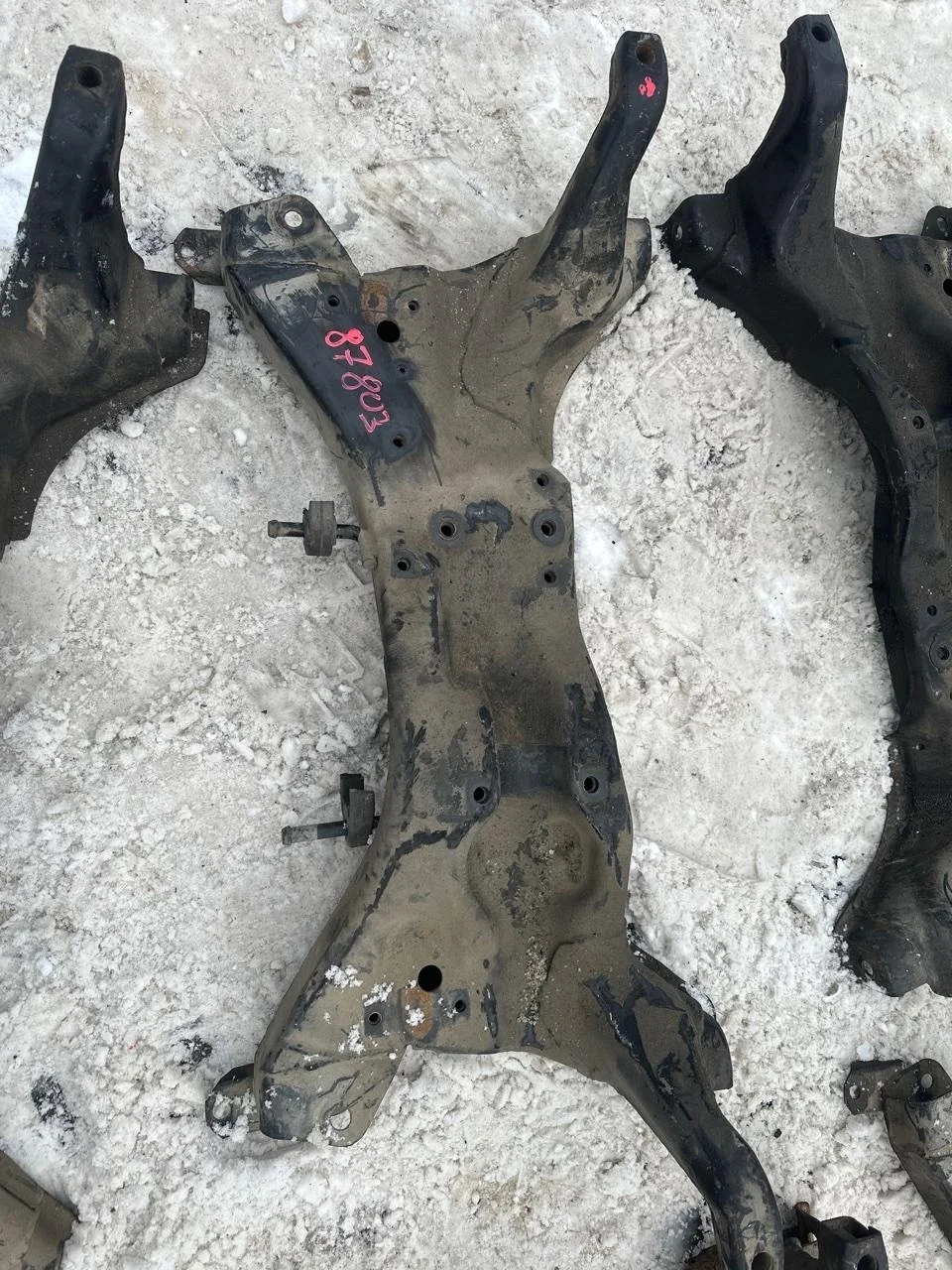 Подрамник Mitsubishi Lancer 9 2001-2008 MR510285 CS3A/CS3W, передний